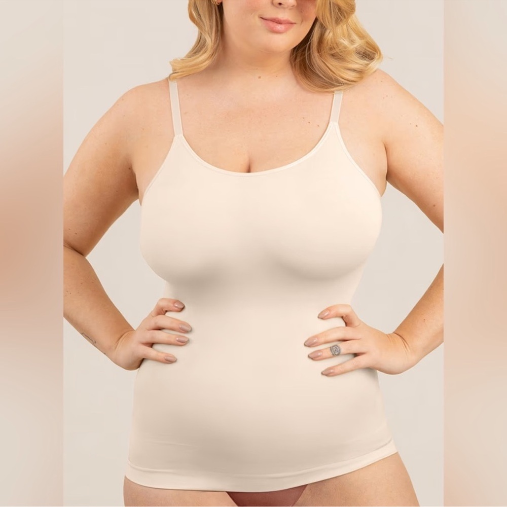 SHAPERMINT Essentials All Day Every Day Scoop Neck Cami Tank Top Large Beige NWT